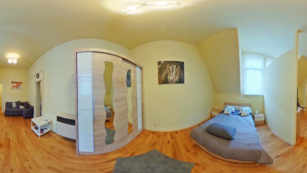 Apartamenty Marco - Stare Miasto - Super Wi Fi Красков Екстериор снимка